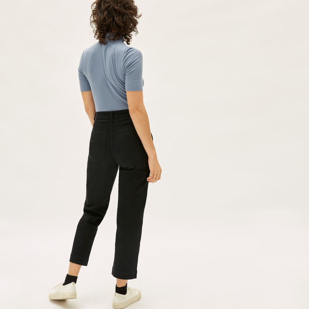 The Straight-Leg Crop | Black | Short