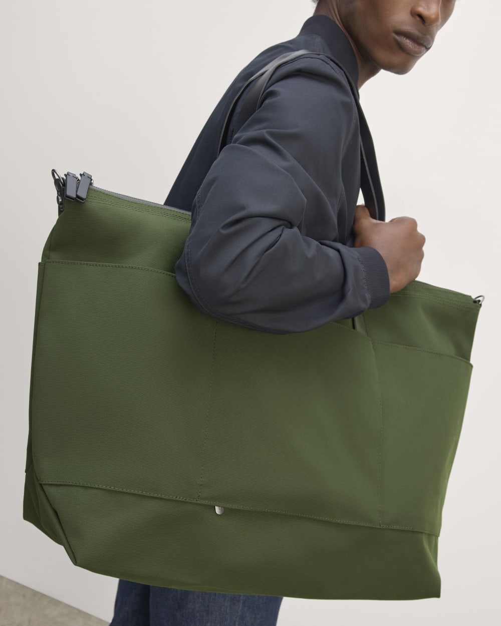 The Canvas Weekender | Dark Forest