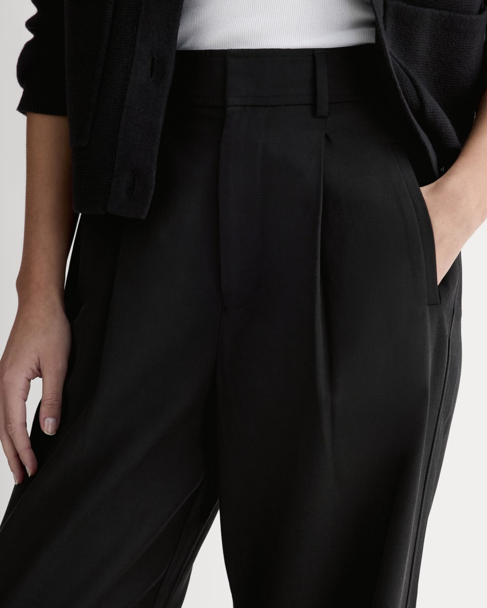 The Draper Pleated Pant in Buttersmooth | Black | 32" Inseam