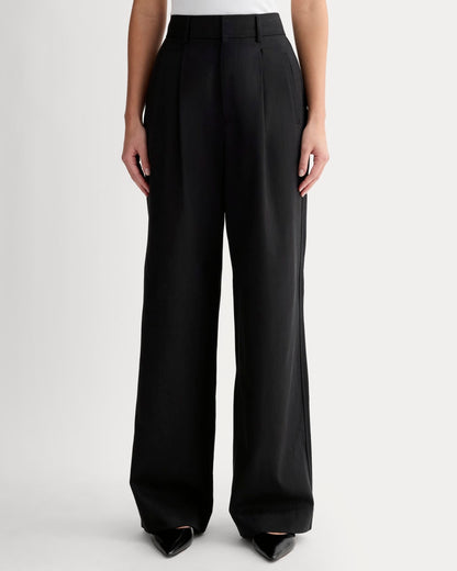 The Draper Pleated Pant in Buttersmooth | Black | 32" Inseam