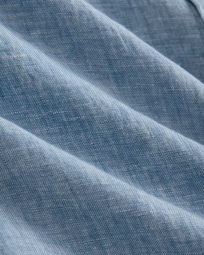 The Classic Short-Sleeve Shirt in Linen | Chambray