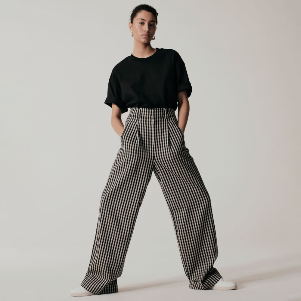 The Draper Pleated Pant in Buttersmooth | Khaki / Black | 30" Inseam
