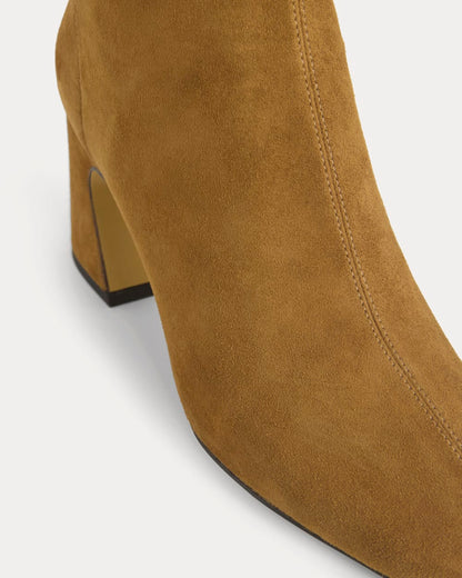 Leather Curved-Heel Boot | Russet