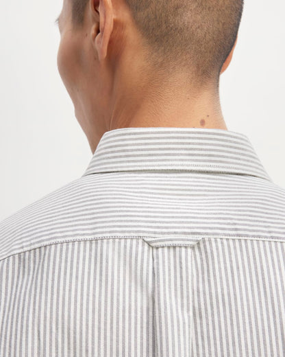 The Organic Short Sleeve Oxford Shirt | Charcoal / White