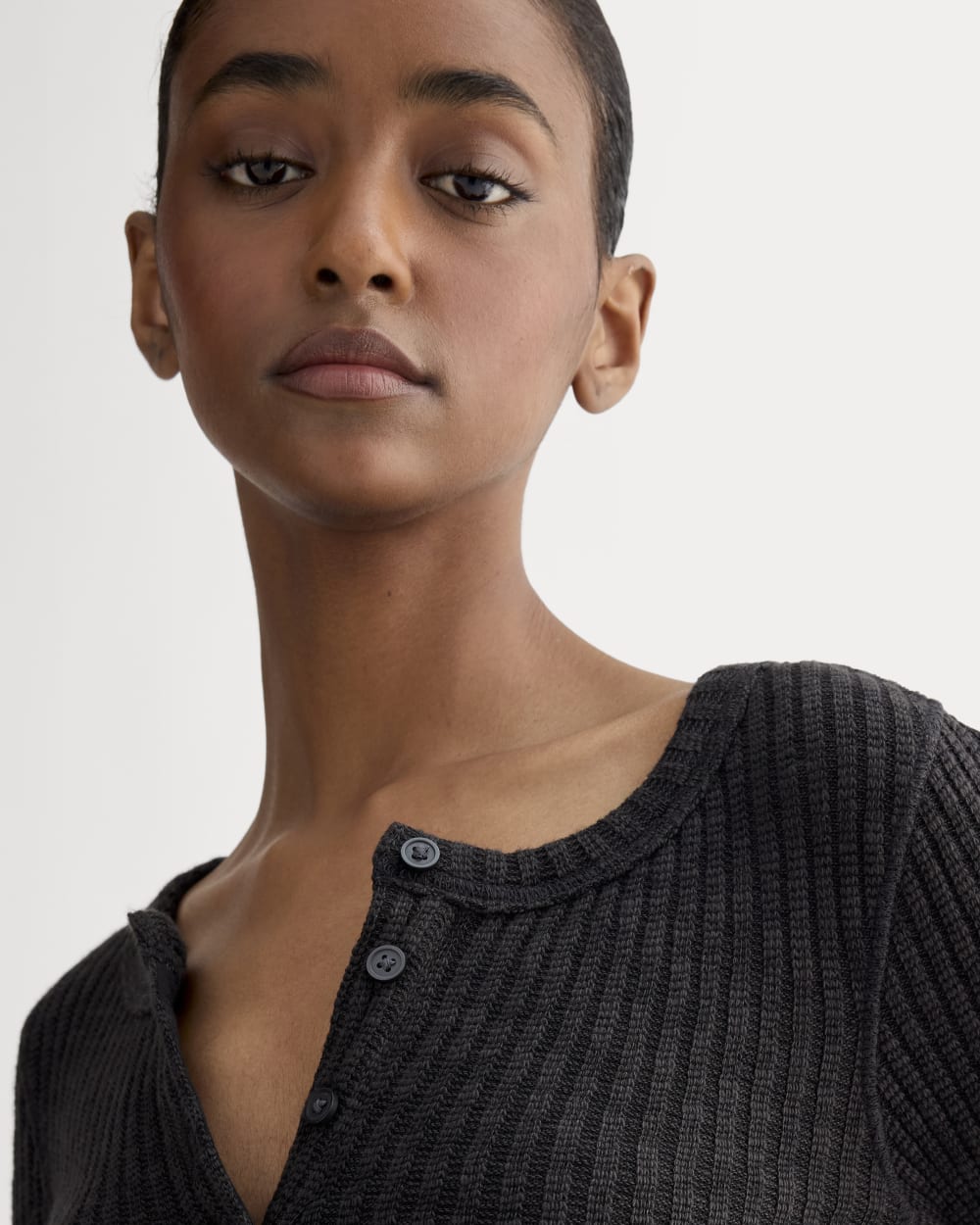 The Cozy Rib Henley | Black