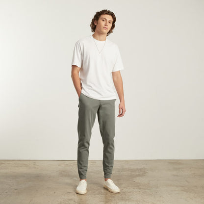 The Performance Traveler Chino | Pewter Green