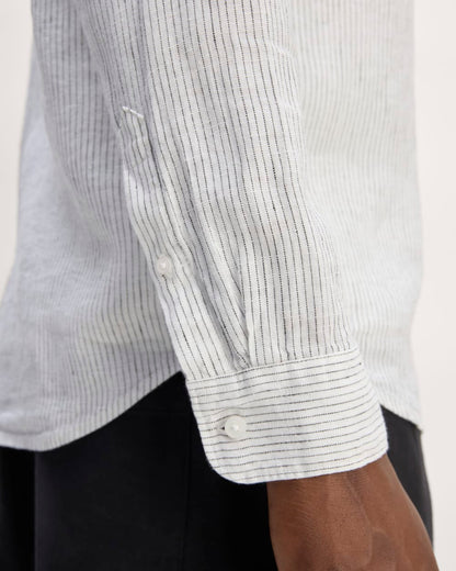 The Classic Shirt in Linen | White / Black