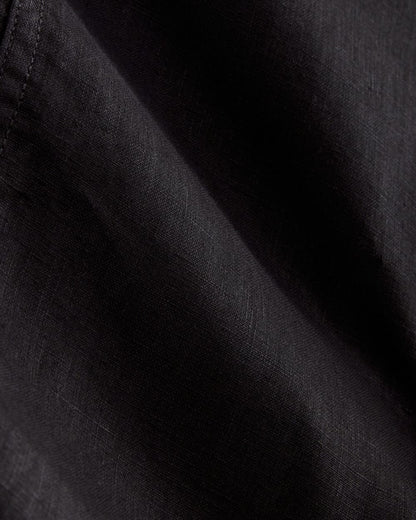 The Cargo Curve Pant in Linen | Black