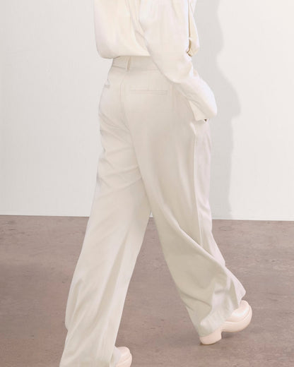 The Draper Pleated Pant in Buttersmooth | Sandstone | 30" Inseam