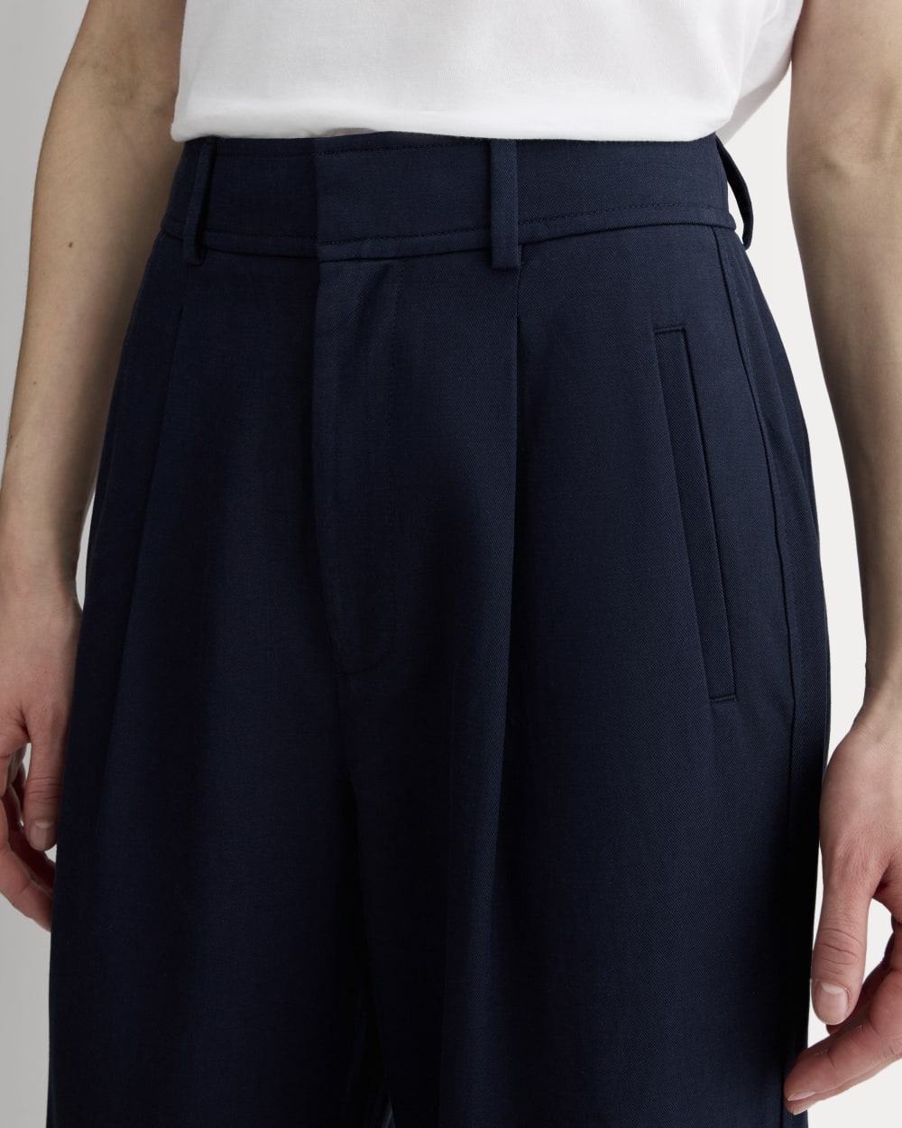 The Draper Pleated Pant in Buttersmooth | Navy | 30" Inseam