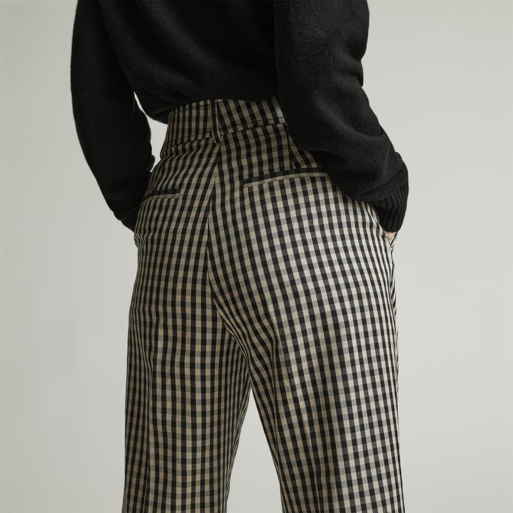 The Draper Tapered Pant in Buttersmooth | Khaki / Black