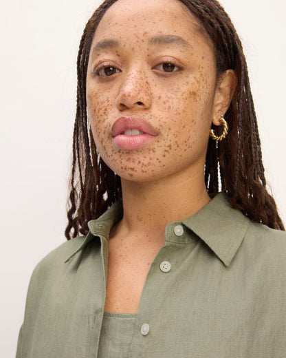 The Boyfriend Shirt in Linen | Sage Green