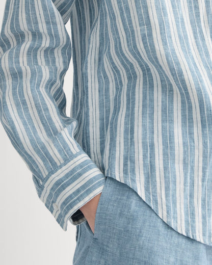 The Must-Have Shirt in Linen | Soft Cobalt/Bone