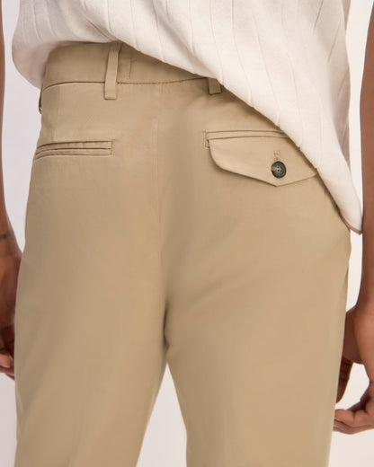 The Relaxed Taper Air Chino | Trench Coat Khaki