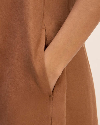 The Daytripper Dress in Linen | Carob Brown