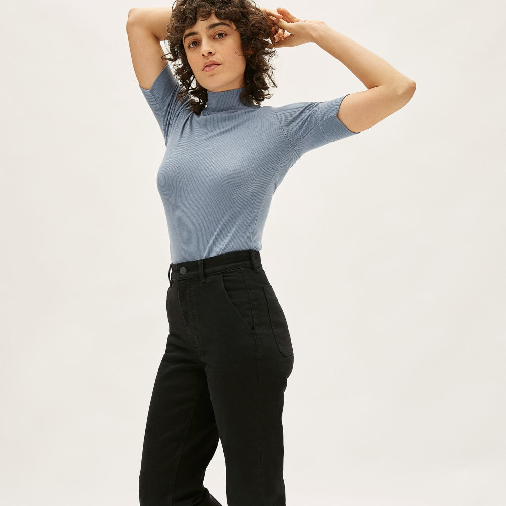 The Straight-Leg Crop | Black | Short